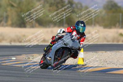 media/Jan-14-2024-SoCal Trackdays (Sun) [[2e55ec21a6]]/Turn 6 (125pm)/